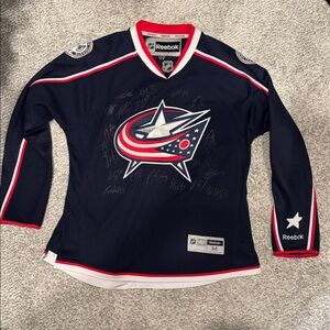 2014-2015 Blue Jackets Team Autographed Jersey